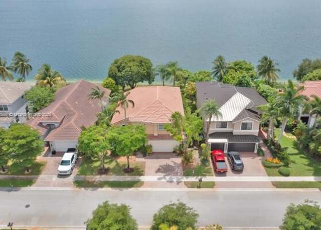 Property at 17794 SW 47th St, Miramar, FL 33029, 4 beds, 4 baths