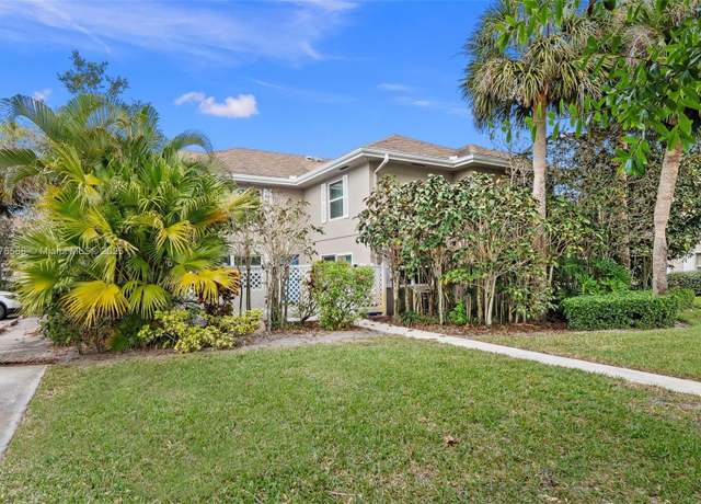 Property at 3485 SW Sunset Trace Cir #3485, Palm City, FL 34990, 2 beds, 2.5 baths