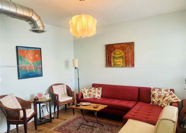 Property at 1751 Washington Ave Unit 3E, Miami Beach, FL 33139, 2 beds, 1 bath