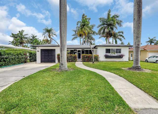 Property at 1319 Buchanan St, Hollywood, FL 33019, 3 beds, 2 baths