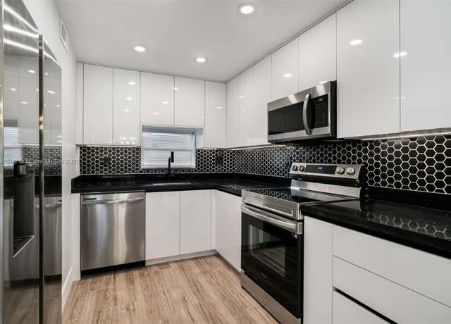 Property at 8901 S Hollybrook Blvd Apt 109, Pembroke Pines, FL 33025, 2 beds, 2 baths