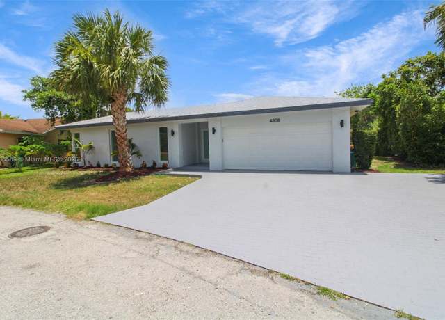 Property at 4808 Mango Dr, Tamarac, FL 33319, 4 beds, 3 baths
