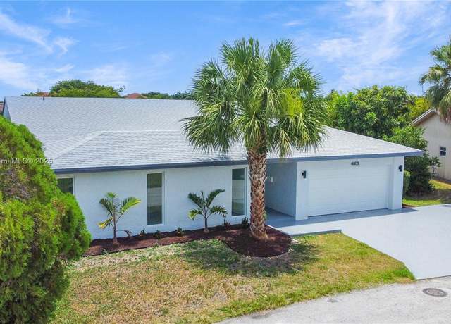 Property at 4808 Mango Dr, Tamarac, FL 33319, 4 beds, 3 baths