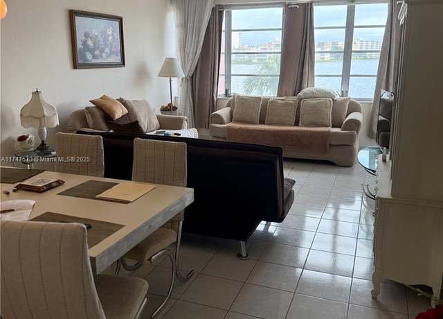 Property at 18555 NE 14th Ave #618, Miami, FL 33179, 1 bed, 1.5 baths