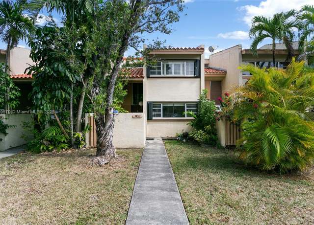 Property at 14311 Kendale Lakes Cir #14311, Miami, FL 33183, 2 beds, 2.5 baths