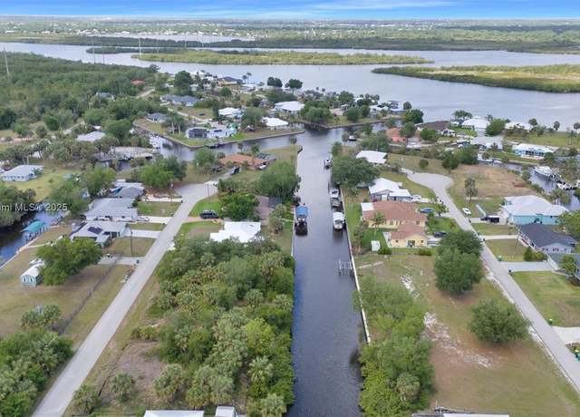Property at 28450 Sabal Palm Dr, Punta Gorda, FL 33982