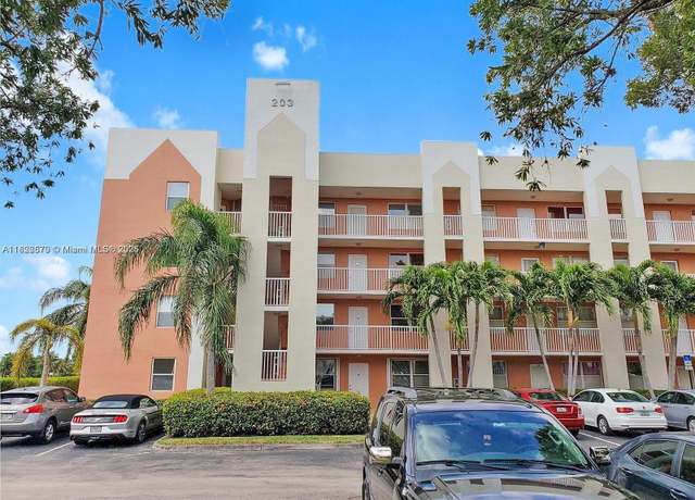 Property at 10208 NW 24th Pl #101, Sunrise, FL 33322, 3 beds, 2 baths