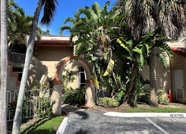 Property at 301 SW 86th Ave #208, Pembroke Pines, FL 33025, 1 bed, 2 baths