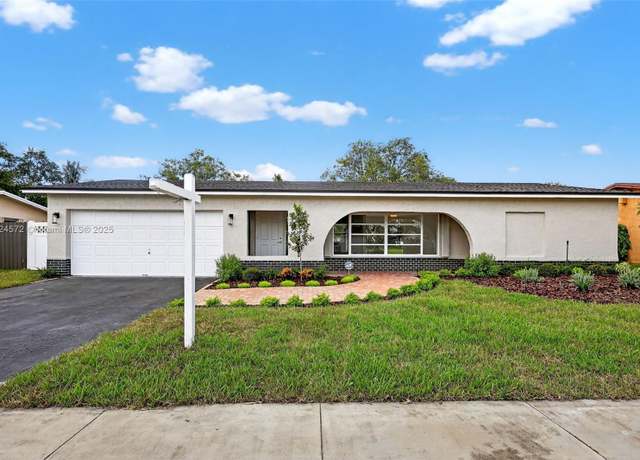 Property at 8850 NW 3rd St, Pembroke Pines, FL 33024, 4 beds, 2 baths