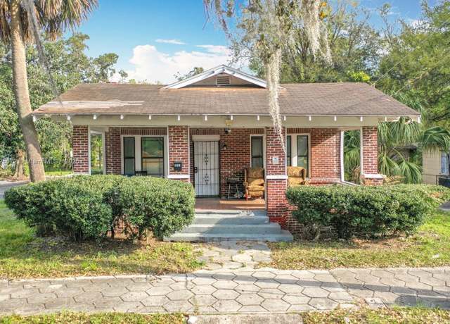 Property at 141 W 22nd St, Jacksonville, FL 32206, 3 beds, 2 baths