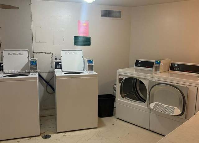 Property at 2025 NE 164th St #406, North Miami Beach, FL 33162, 1 bed, 1.5 baths