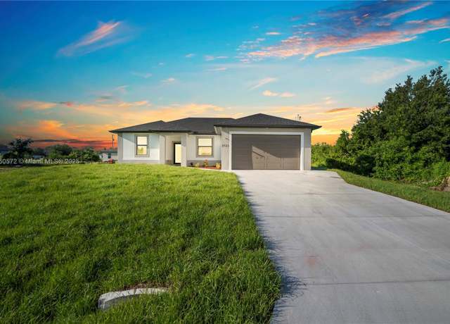 Property at 3723 6th St SW, Lehigh Acres, FL 33976, 3 beds, 2.5 baths