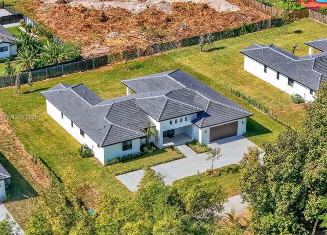 Property at 23120 SW 154 Ct, Miami, FL 33170, 5 beds, 4 baths