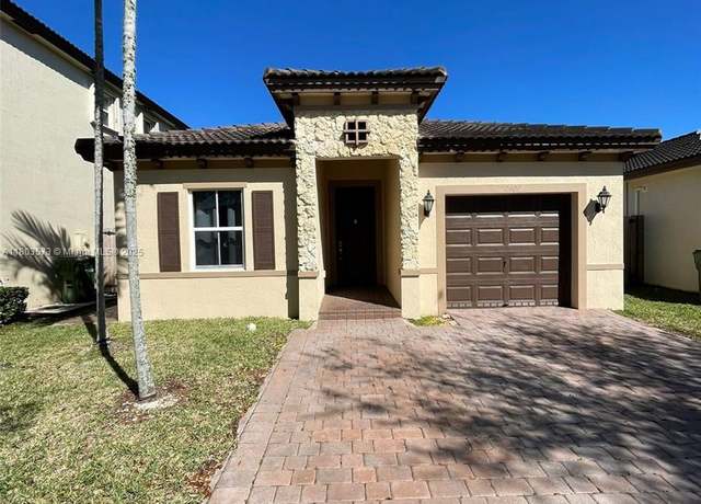 Property at 2401 NE 4th St, Homestead, FL 33033, 4 beds, 2 baths