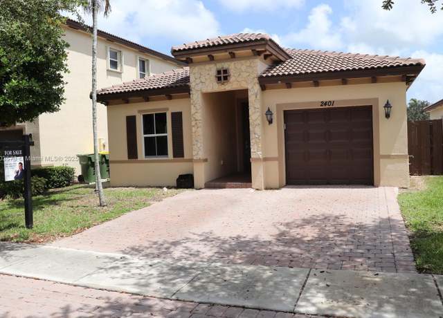 Property at 2401 NE 4th St, Homestead, FL 33033, 4 beds, 2 baths