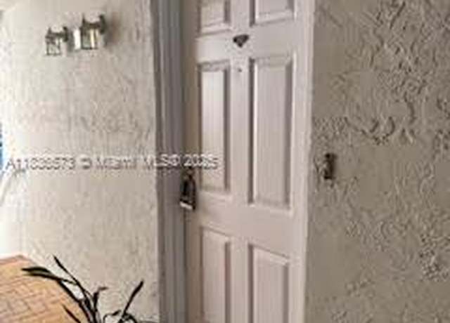 Property at 10441 Mahogany Key Cir #202, Miami, FL 33196, 2 beds, 2 baths