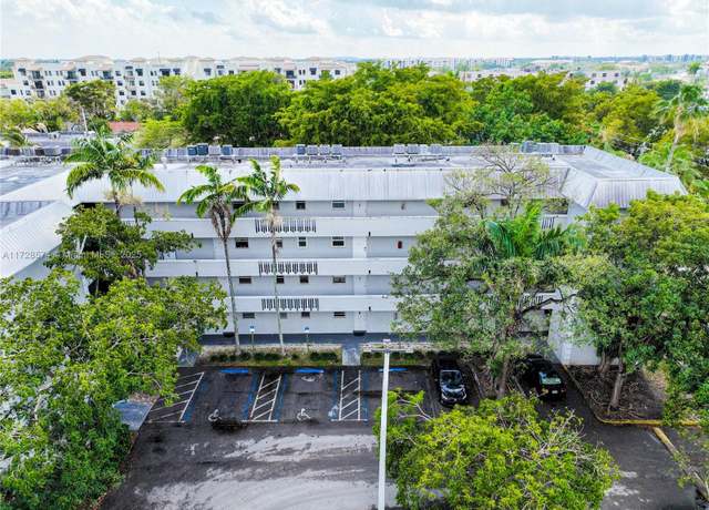 Property at 17255 SW 95th Ave #161, Palmetto Bay, FL 33157, 1 bed, 1 bath