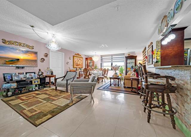 Property at 665 NE 195th St #424, Miami, FL 33179, 2 beds, 2 baths
