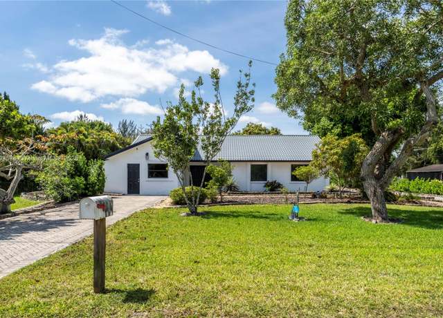 Property at 14840 SW 21st St, Davie, FL 33326, 4 beds, 3 baths