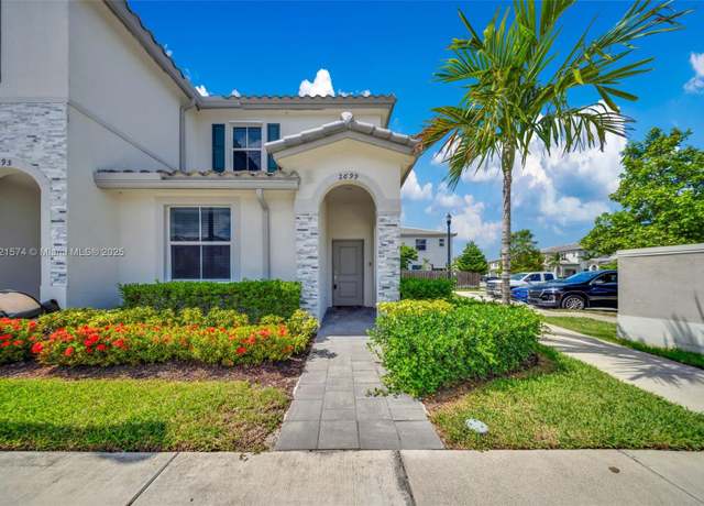 Property at 2699 SE 19th St, Homestead, FL 33035, 3 beds, 3 baths