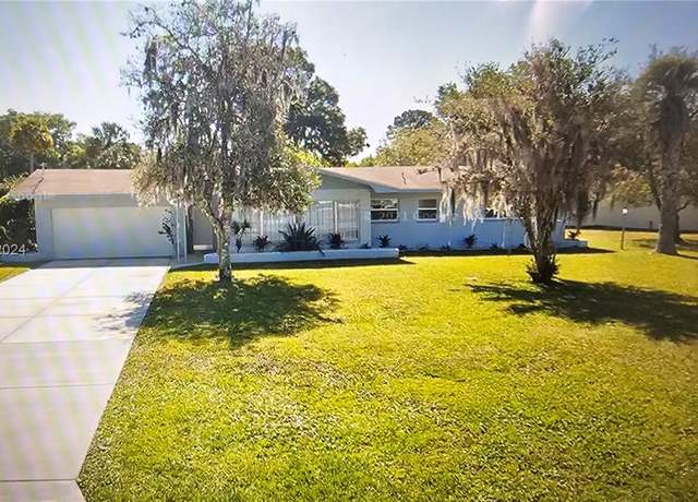 Property at 685 Afterglow Cir, FL 34429, 2 beds, 2 baths