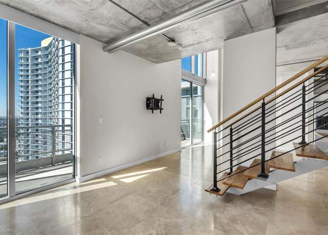 Property at 690 SW 1st Ct Unit PHII22, Miami, FL 33130, 2 beds, 2 baths