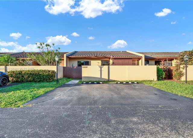 Property at 14723 SW 86th Ln, Miami, FL 33193, 2 beds, 2 baths