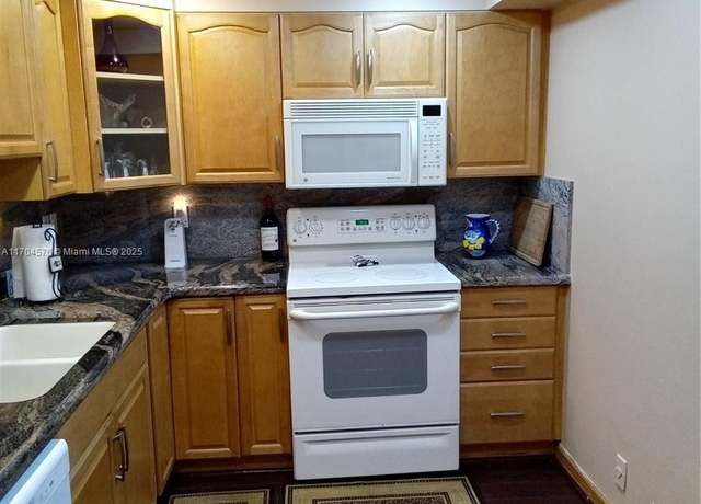 Property at 1000 St Charles Pl #615, Pembroke Pines, FL 33026, 2 beds, 2 baths