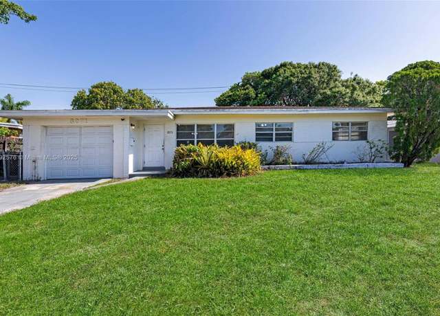 Property at 3271 Auburn Blvd, Fort Lauderdale, FL 33312, 3 beds, 2 baths