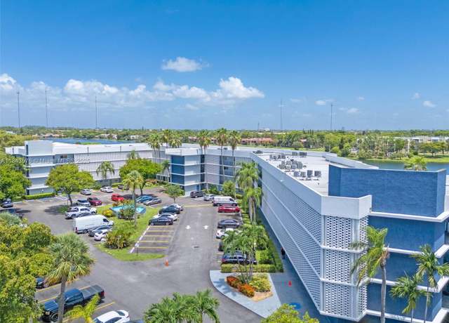 Property at 871 NE 195th St #402, Miami, FL 33179, 1 bed, 1.5 baths