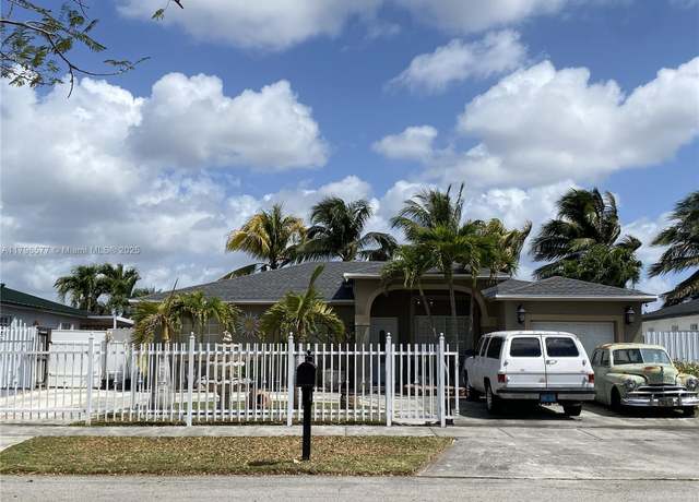 Property at 14317 SW 296th St, Homestead, FL 33033, 4 beds, 2 baths