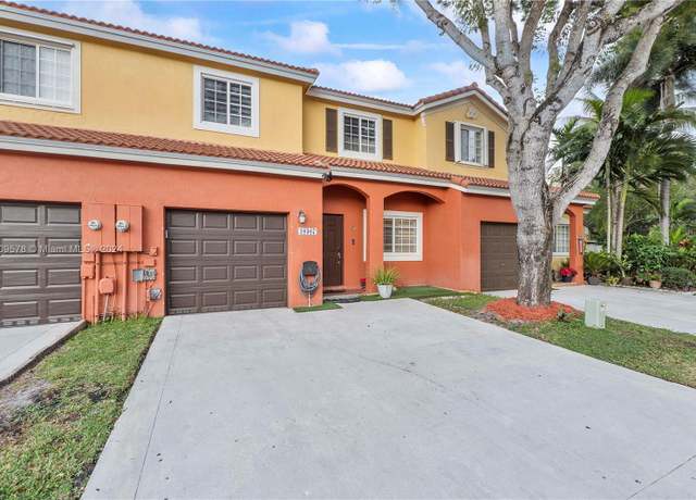 Property at 10307 SW 20th St, Miramar, FL 33025, 3 beds, 2.5 baths