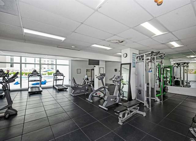 Property at 5601 Collins Ave #1604, Miami Beach, FL 33140, 1 bed, 1.5 baths