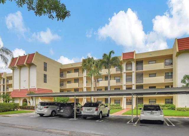 Property at 23344 Carolwood Ln #106, Boca Raton, FL 33428, 2 beds, 2 baths