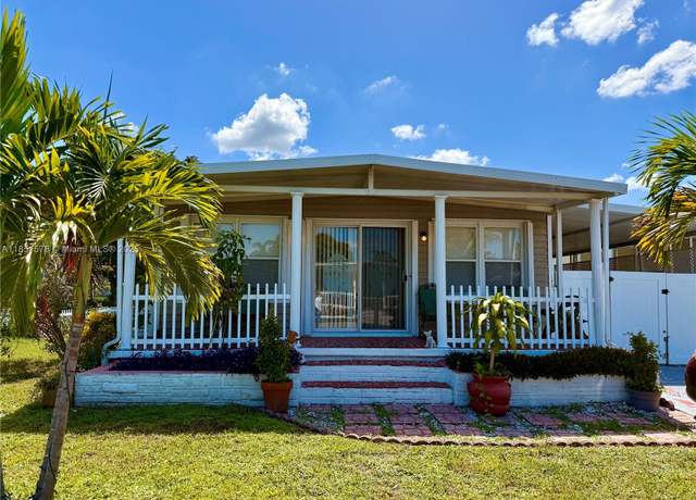 Property at 1920 SW 84th Ave, Davie, FL 33324, 2 beds, 2 baths
