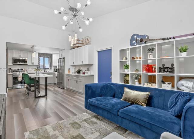 Property at 50 NE 12th St #218, Boca Raton, FL 33432, 2 beds, 2 baths