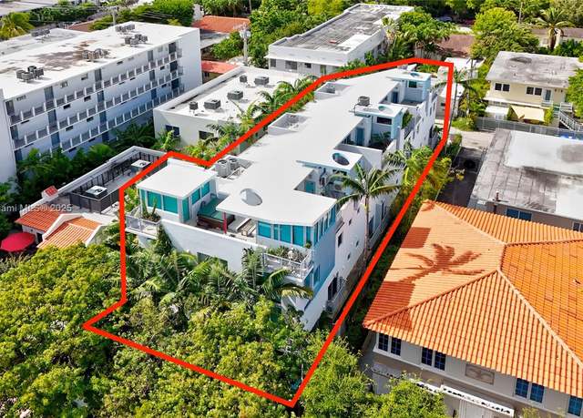 Property at 734 Michigan Ave, Miami Beach, FL 33139, 26 beds, 29.5 baths