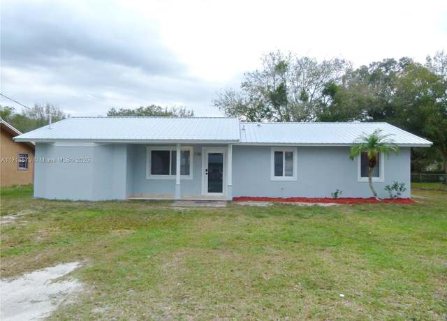 Property at 738 NW 21st Ln, Okeechobee, FL 34972, 3 beds, 2 baths