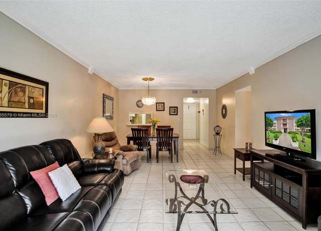 Property at 1100 Hillcrest Ct #302, Hollywood, FL 33021, 2 beds, 2 baths