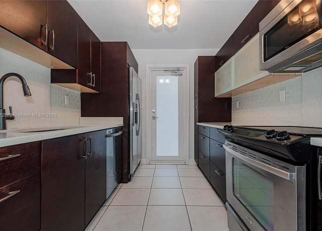 Property at 1030 9th St #203, Miami Beach, FL 33139, 1 bed, 1 bath