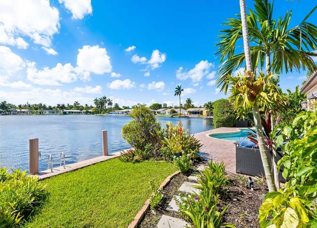 Property at 4231 NE 16th Ave, Oakland Park, FL 33334, 3 beds, 2 baths