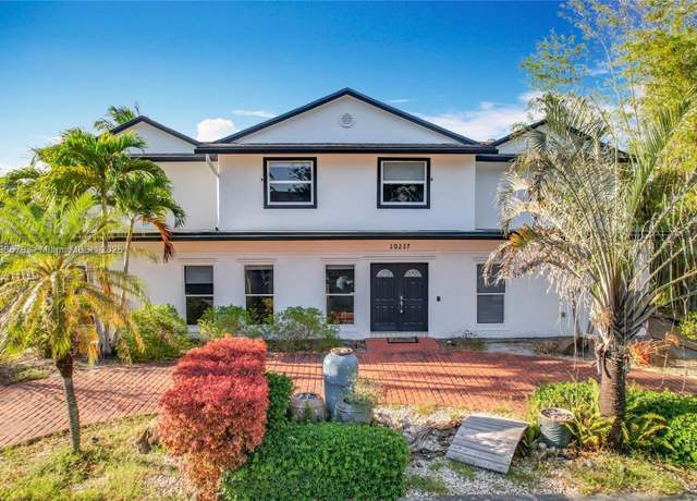 Property at 10227 SW 53rd Ct, Cooper City, FL 33328, 7 beds, 3.5 baths