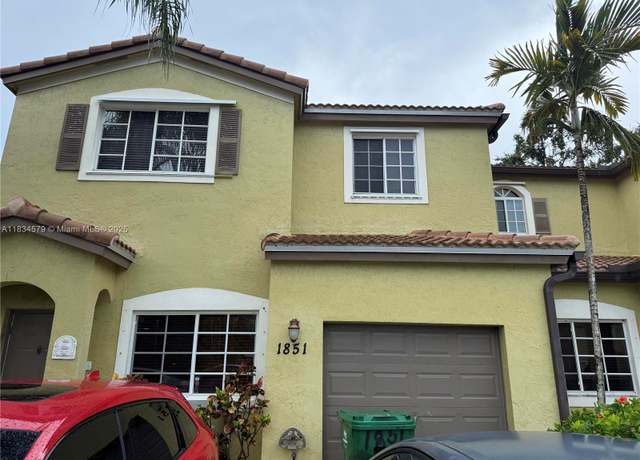 Property at 1851 SW 101st Way, Miramar, FL 33025, 4 beds, 2.5 baths