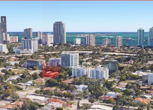 Property at 2030 SW 3rd Ave, Miami, FL 33129, 400 baths