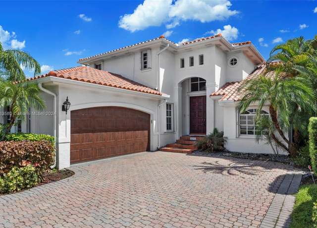 Property at 4473 NW 93rd Doral Ct, Doral, FL 33178, 4 beds, 2.5 baths