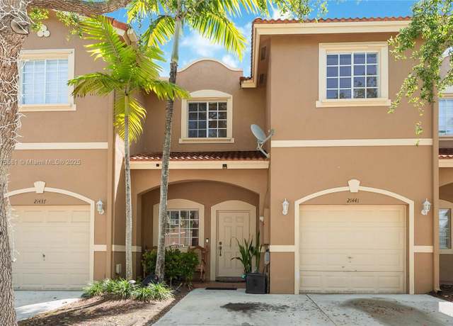 Property at 21441 SW 85th Path, Cutler Bay, FL 33189, 3 beds, 2.5 baths