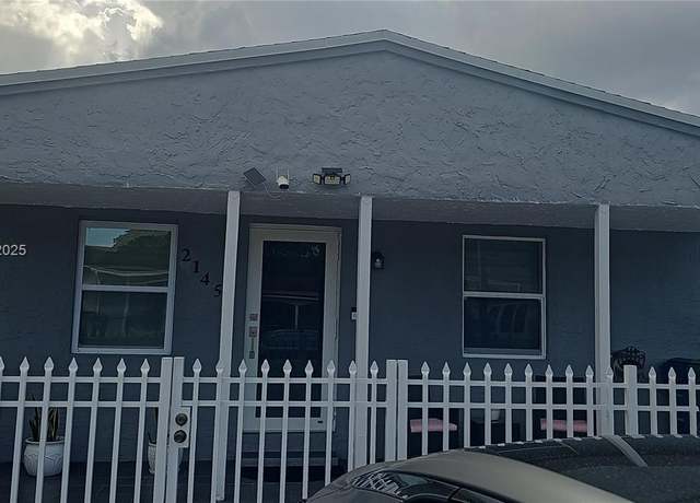 Property at 21459 NW 40th Cir Ct, Miami Gardens, FL 33055, 3 beds, 1 bath