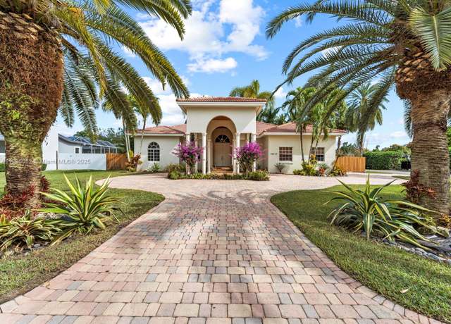 Property at 24225 SW 198th Ave, Homestead, FL 33031, 5 beds, 4 baths