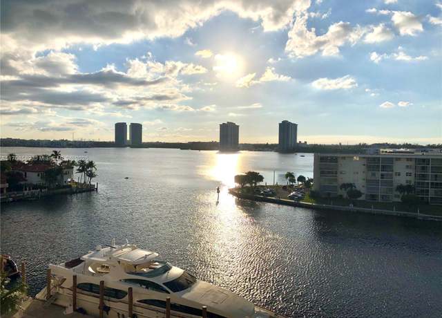 Property at 1000 W Island Blvd #712, Aventura, FL 33160, 2 beds, 2 baths