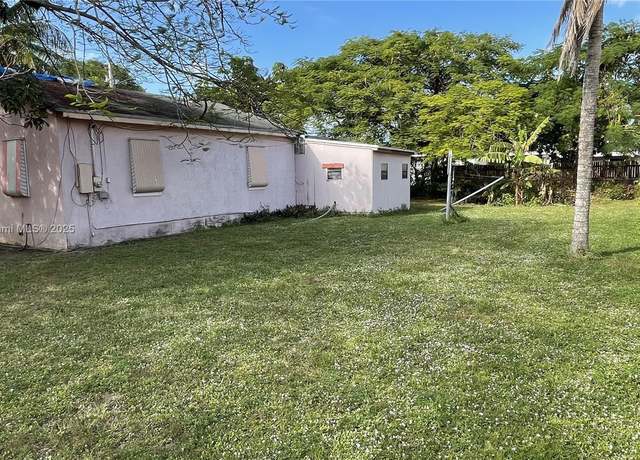 Property at 17301 NE 4th Ave, North Miami Beach, FL 33162, 2 beds, 1 bath